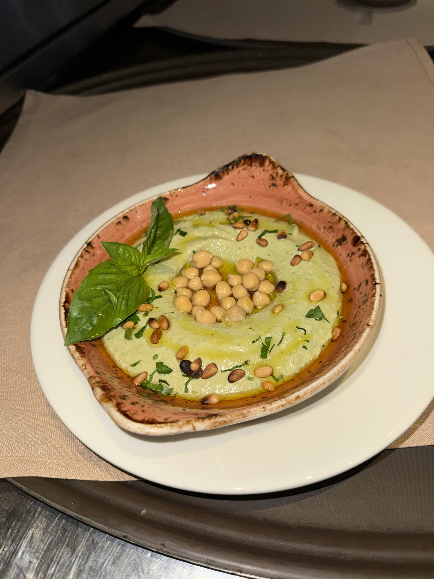 Hummus al Pesto