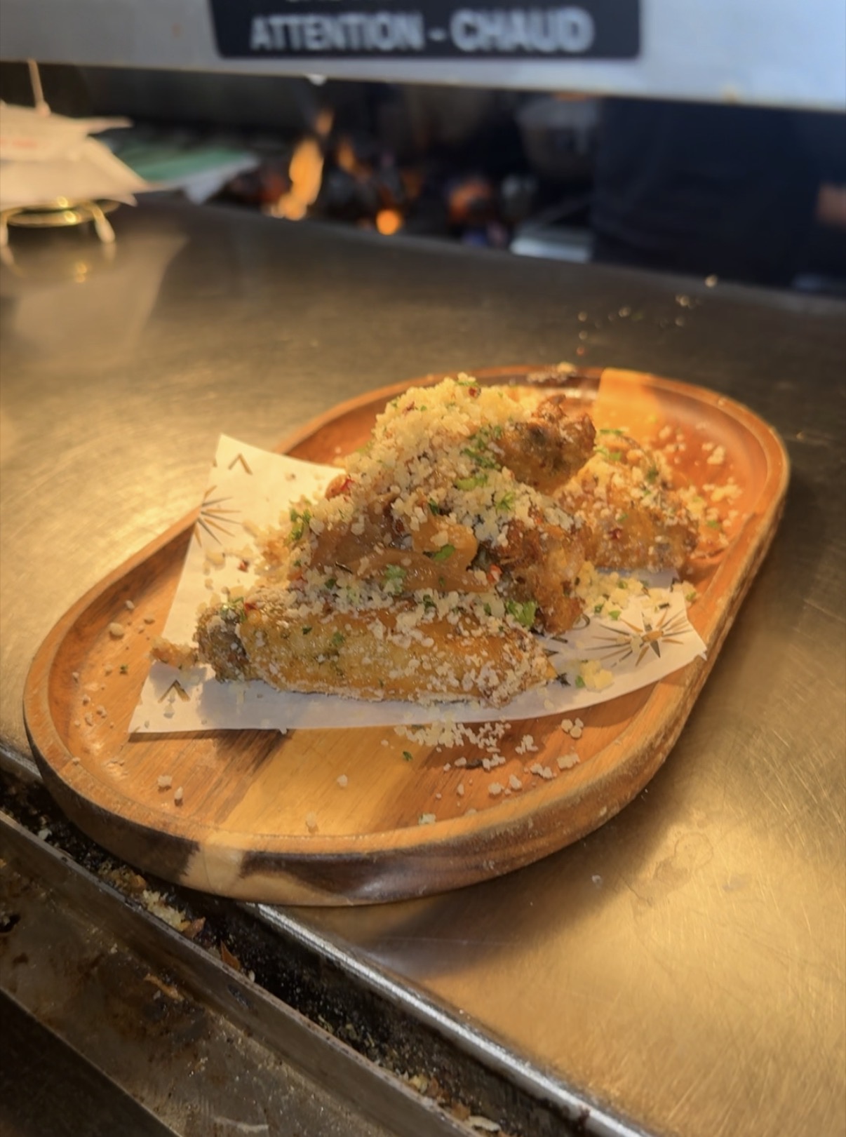 Ali di Pollo al Parmigiano